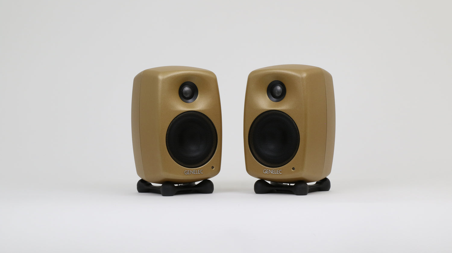 G Two B, speaker pair - Special Color